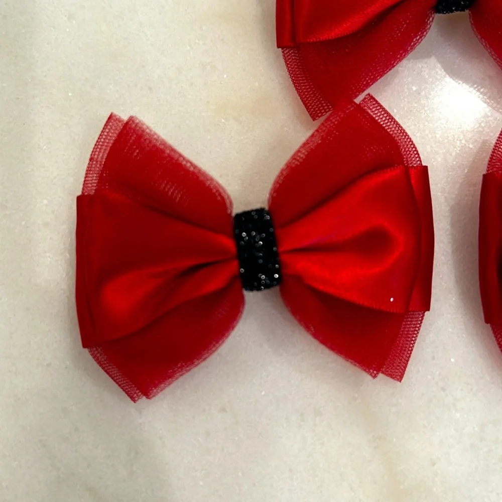 Red black ribbon bow clips